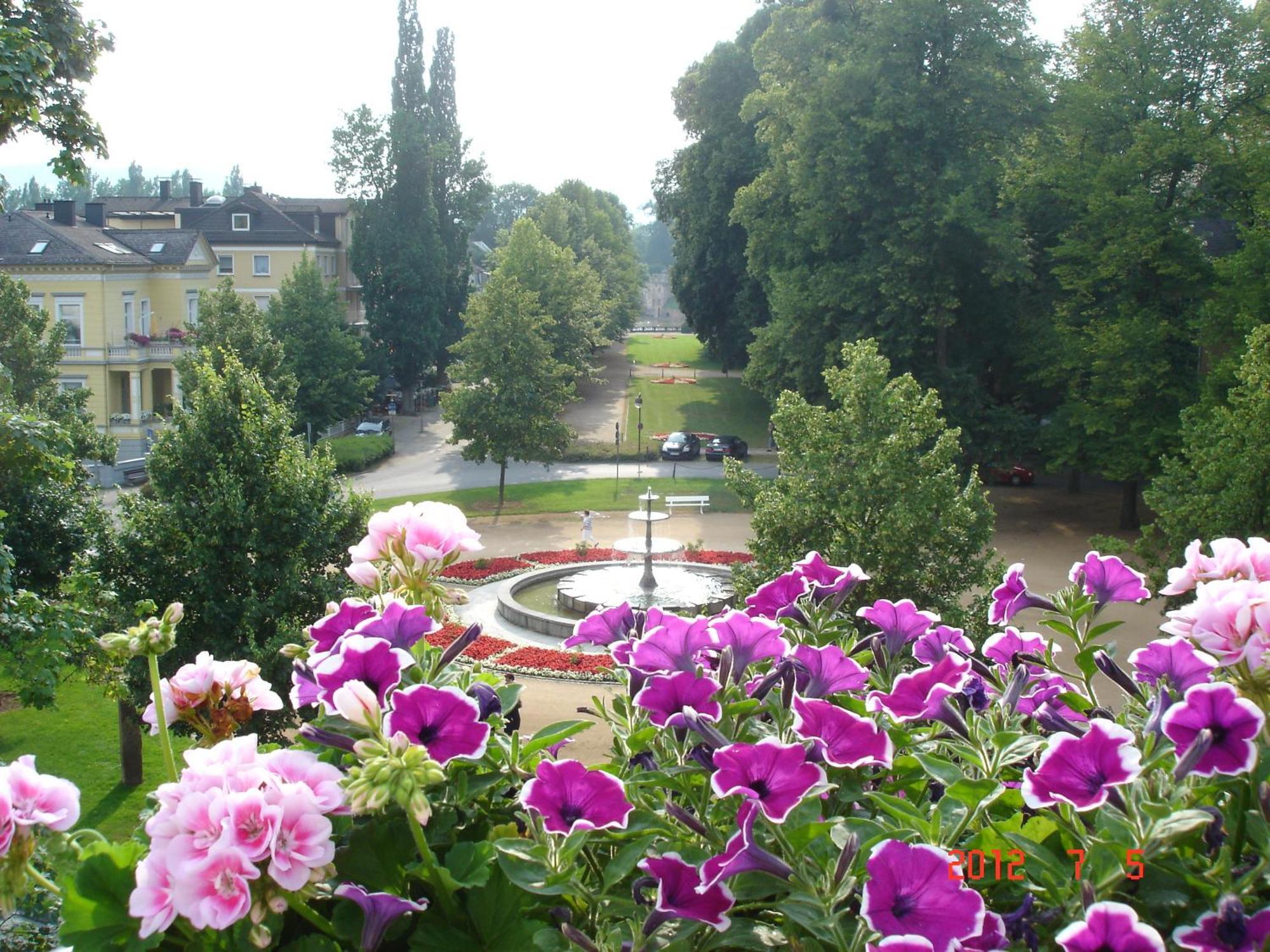 Alte Villa Schlossblick باد بيرمونت المظهر الخارجي الصورة